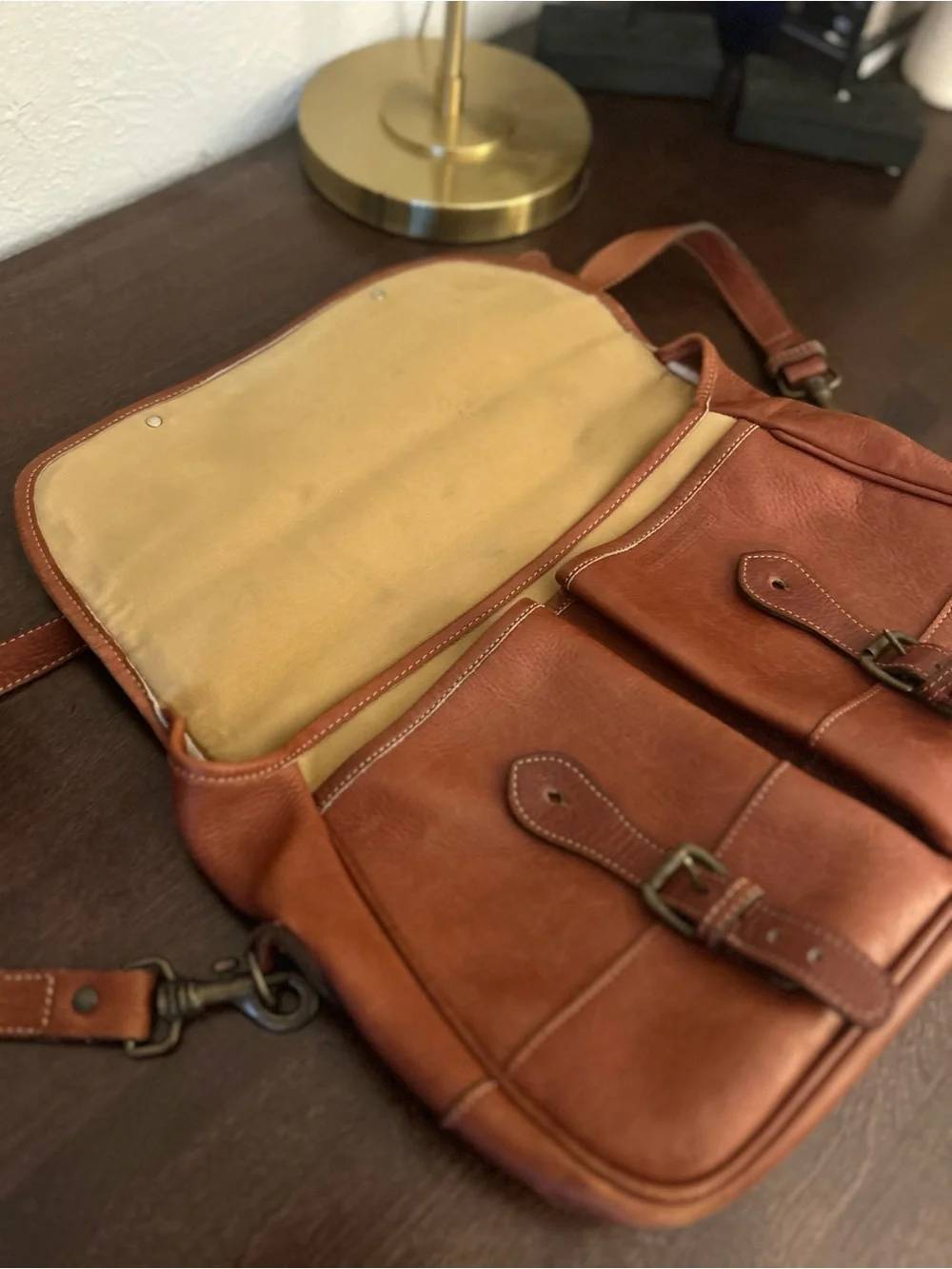 Levenger Brown Pebbled Leather Messenger Briefcase fits 13” Laptop English Made